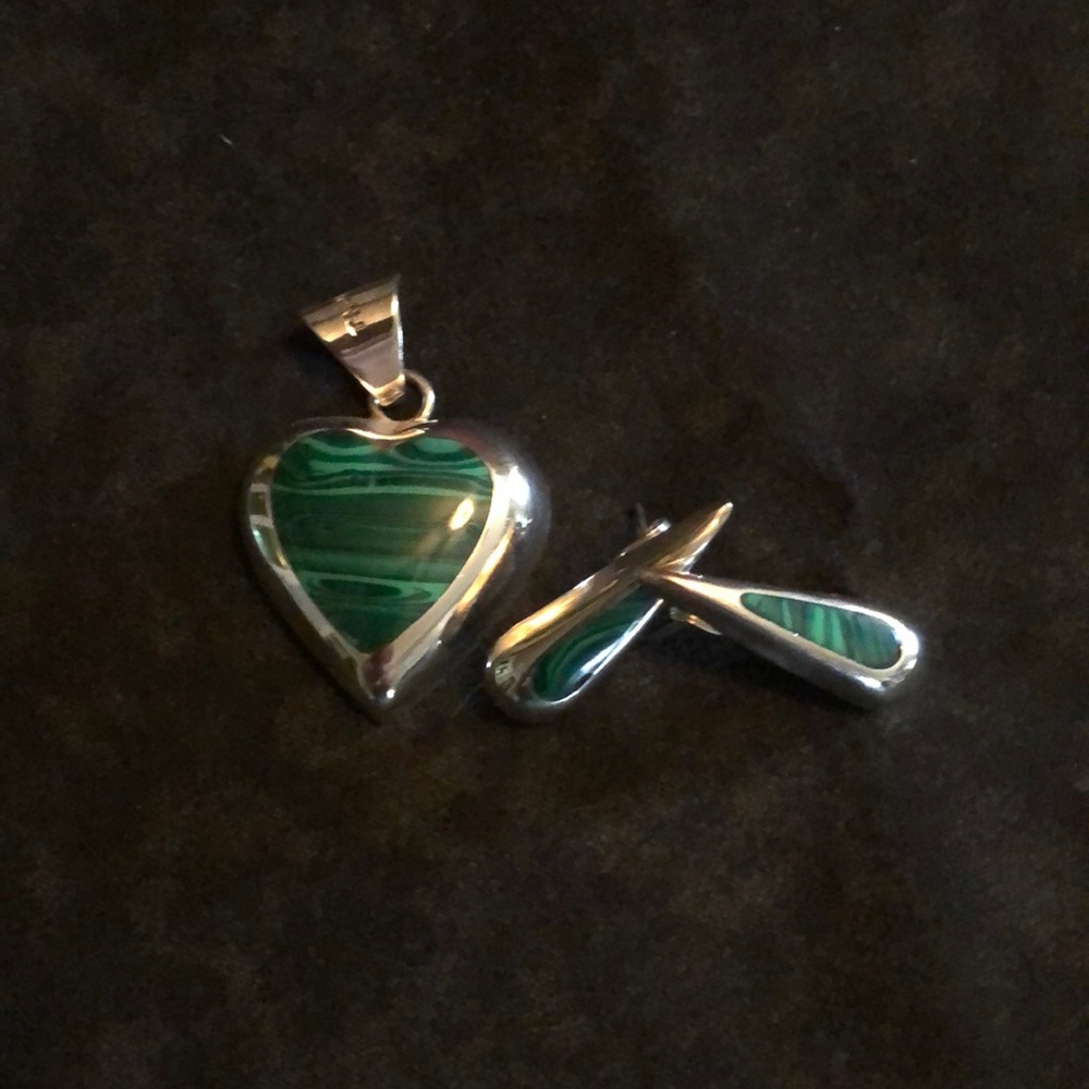 Sterling sliver pendant and earrings